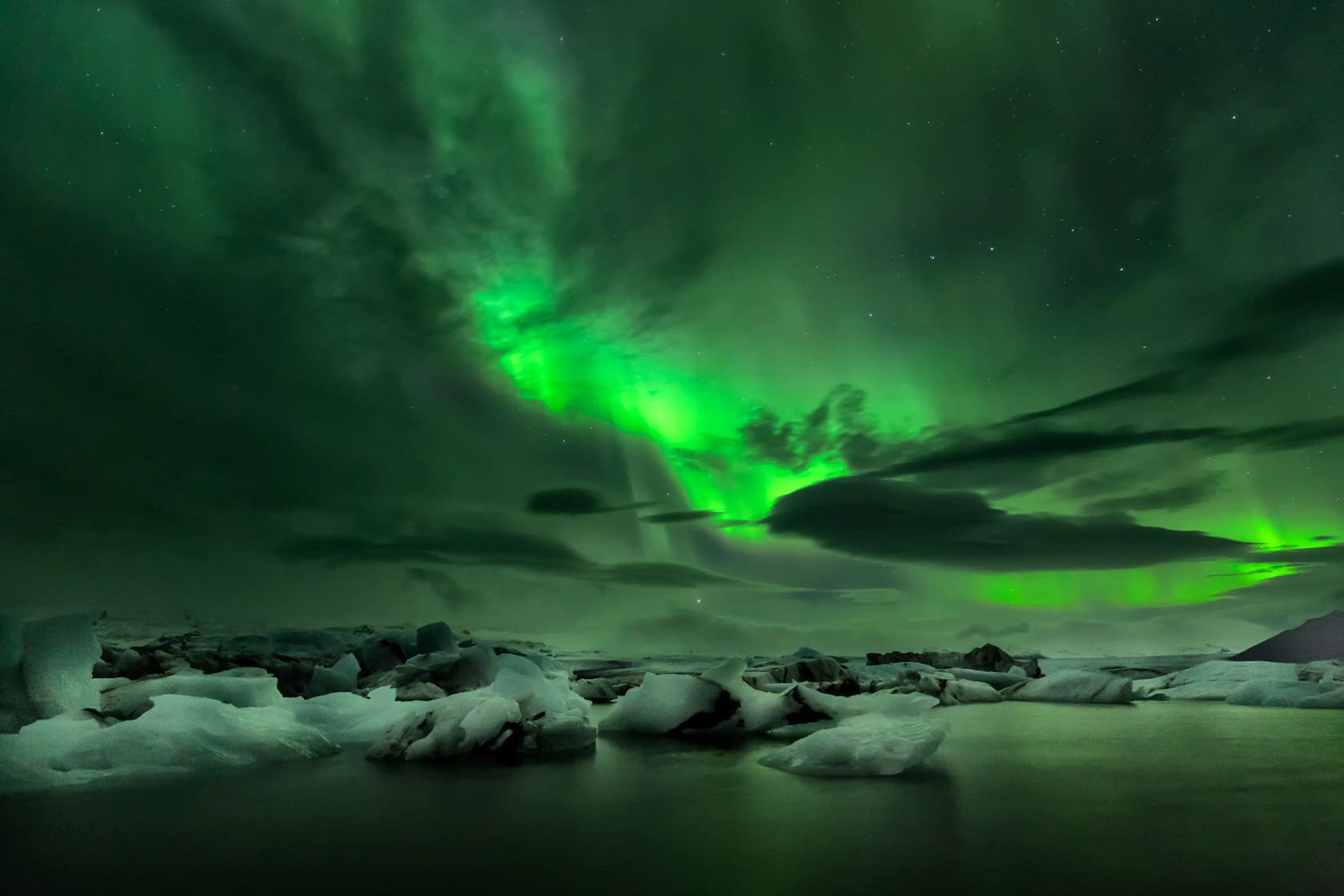 Edu Moreira - Northern Lights Over Jokulsarlón | 6th FAPA (Fine Art Photography Awards) - Nature Nominee