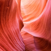 <i class="fa-regular fa-image orange1"></i> <em>Lower Antelope Canyon 2 (Page, Arizona, USA).</em> Edu Moreira - Lower Antelope Canyon, Page, Arizona, USA