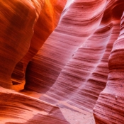 <i class="fa-regular fa-image orange1"></i> Rattlesnake Canyon é considerado sagrado pela Nação Navajo (Page, Arizona, EUA). / <em>Rattlesnake Canyon is considered sacred by the Navajo Nation (Page, Arizona, USA).</em> Edu Moreira - Rattlesnake Canyon, Page, Arizona, EUA