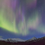 <i class="fa-regular fa-image orange1"></i> Aurora boreal em Stafafell II (Islândia). / <em>Northern lights on Stafafell II (Iceland).</em> Edu Moreira - Stafafell, Islândia