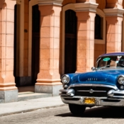 <i class="fa-regular fa-image orange1"></i> Centro 2 (Havana, Cuba). / <em>Downtown (Havana, Cuba).</em> Edu Moreira - Cuba