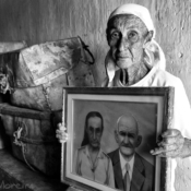 <i class="fa-regular fa-image orange1"></i> Dona Martiliana, Riacho de Areia, Rio Pardo de Minas, MG. / <em>Dame Martiliana, Riacho de Areia village, Rio Pardo de Minas, Minas Gerais.</em> Edu Moreira - Geraizeiros