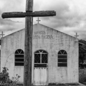 <i class="fa-regular fa-image orange1"></i> Igreja de Santa Luzia, Riacho de Areia, Rio Pardo de Minas, MG. / <em>Santa Luzia church, Riacho de Areia village, Rio Pardo de Minas, Minas Gerais.</em> Edu Moreira - Geraizeiros