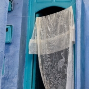 <i class="fa-regular fa-image orange1"></i> Janela (Chefchaouen, Marrocos). / <em>Window (Chefchaouen, Morocco).</em> Edu Moreira - Portas e Janelas - Marrocos, Chefchaouen
