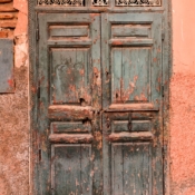 <i class="fa-regular fa-image orange1"></i> Porta (Marrakech, Marrocos). / <em>Door (Marrakech, Morocco).</em> Edu Moreira - Marrocos, Marrakech