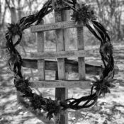 <i class="fa-regular fa-image orange1"></i> Local do massacre do cacique Rosalino, homenagem dos guerreiros, aldeia Itapicuru, São João das Missões, MG. / <em>Place of chief Rosalino's massacre, Warriors Homage, Itapicuru indigenous village, Sao Joao das Missoes, Minas Gerais.</em> Edu Moreira - Xacriabás