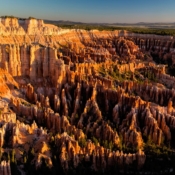 <i class="fa-regular fa-image orange1"></i> Nascer do sol no Sunrise Point, Bryce Canyon National Park (Utah, EUA). / <em>Sunrise Point during sunrise, Bryce Canyon National Park (Utah, USA).</em> Edu Moreira - EUA - Canyons e Desertos