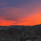 <i class="fa-regular fa-image orange1"></i> Por de Sol, Death Valley National Park (California, EUA). / <em>Sunset, Death Valley National Park (California, USA).</em> Edu Moreira - EUA - Canyons e Desertos