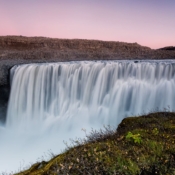 <i class="fa-regular fa-image orange1"></i> Dettifoss é uma catarata situada no parque nacional de Jökulsárgljúfur (Islândia). / <em>Dettifoss is a waterfall located in the national park of Jökulsárgljúfur (Iceland).</em> Edu Moreira - Islândia