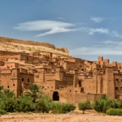 <i class="fa-regular fa-image orange1"></i> Cidade fortificada (Aït-Ben-Haddou, Marrocos). / <em>Fortified city (Aït-Ben-Haddou, Morocco).</em> Edu Moreira - Marrocos