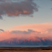 <i class="fa-regular fa-image orange1"></i> Panorama do Lago Viedma no Parque Nacional de Los Glaciares (Patagônia, El Chaltén, Santa Cruz, Argentina). / <em>Viedma Lake panorama in the Los Glaciares National Park (Patagonia, El Chaltén, Santa Cruz, Argentina).</em> Edu Moreira - Patagônia - Argentina